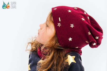 
                    BROEL Geneva czapka dla dziewczynki gwiazdki jasny szary
                