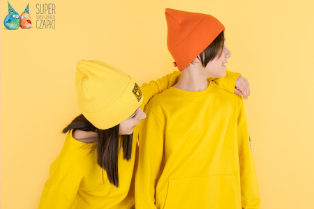 Broel BOJA czapka dla dziewczynki prążkowana kotek żółta                